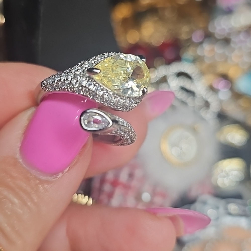 Delicate Design Yellow CZ Trendy Ring Open Band